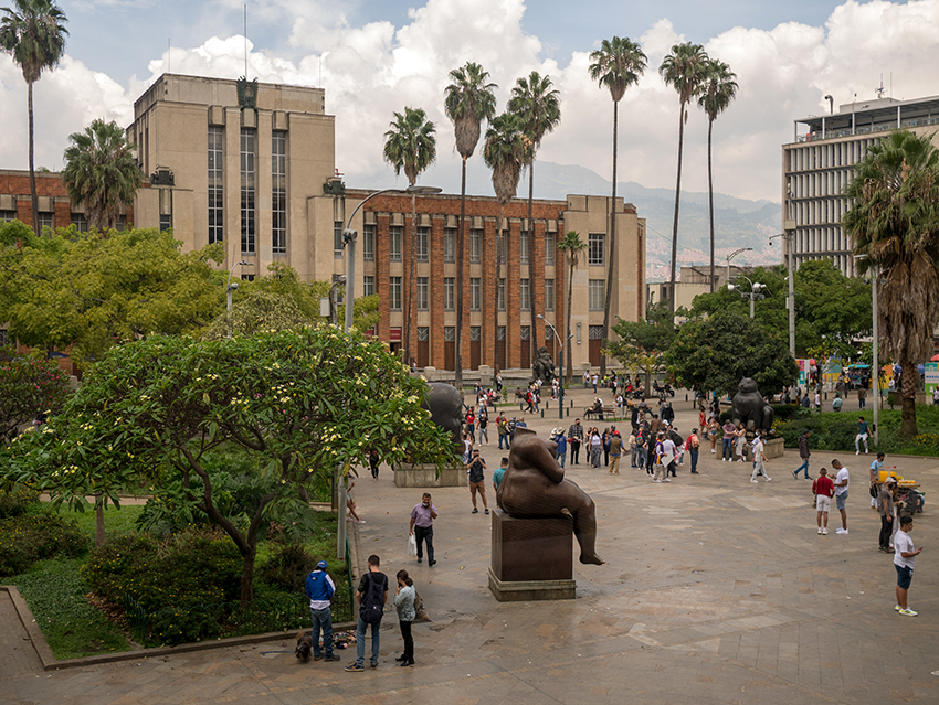 Guide francophone bogota tour offre duo medellin bogota