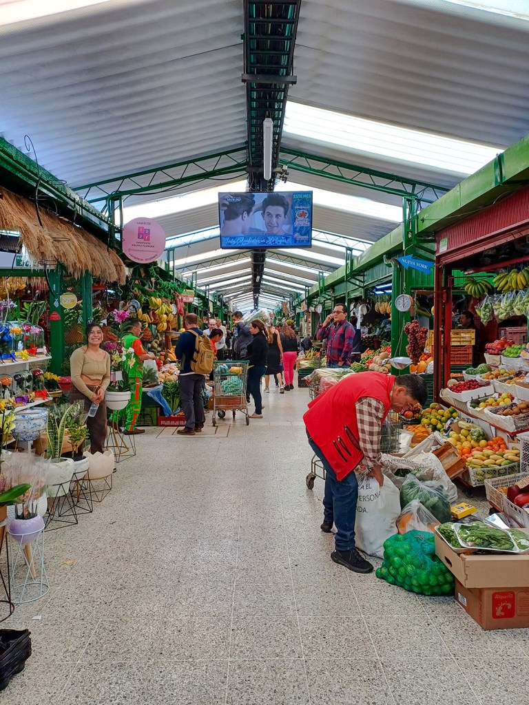 Visite marché paloquemao - guide francophone Bogota